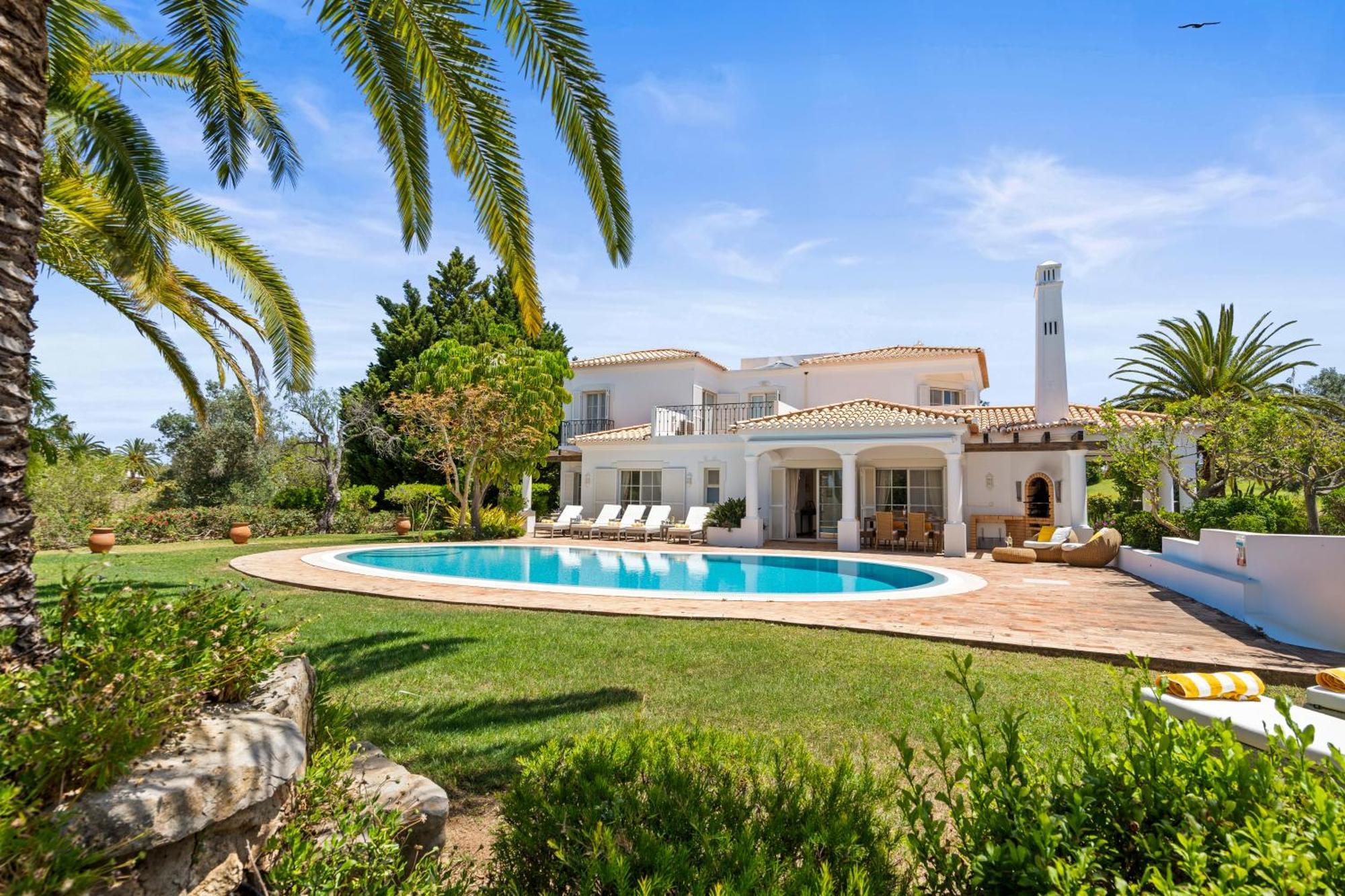 Peaceful 4Br Villa On Gramacho Golf Resort W/ Private Pool 拉戈阿 外观 照片